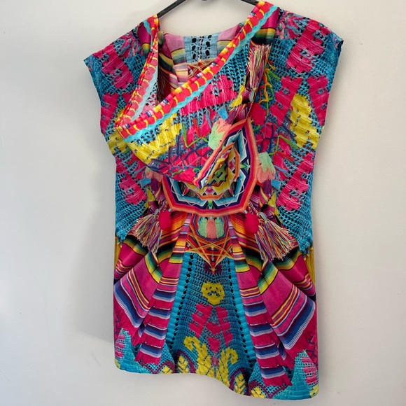 Camilla youth- fabulous top/ beach and swim coverup - Picture 3 of 5